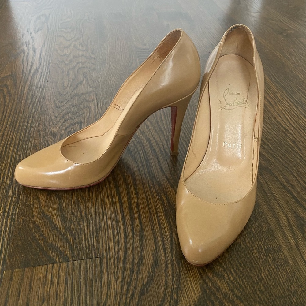 Christian Louboutin Decollete Jazz Calf 100mm Pump Heel Caramel Nude Size 37